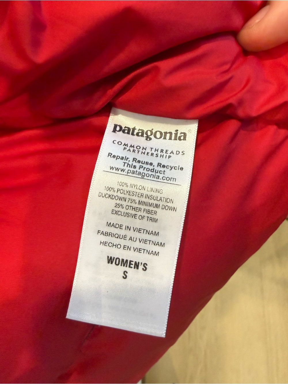 Women’s Patagonia Puffer Jacket - Picture 5 of 6